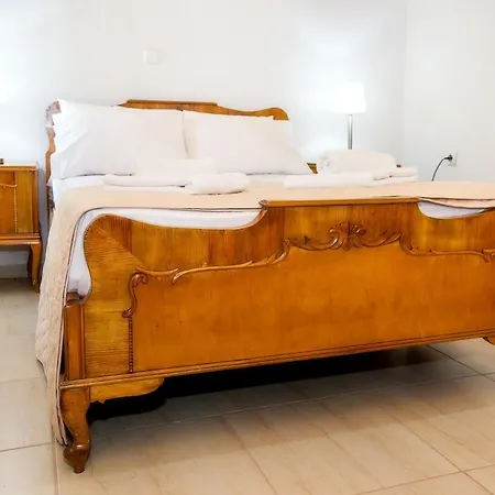 Casa Monte Theológosz