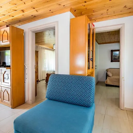 Casa Monte * Theológosz